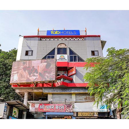 Fabexpress Sai Lodging I - Nr Nashik Railway Station ภายนอก รูปภาพ
